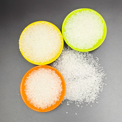 60 65 Thermoplastische Polyurethan-Schaumpellets Polyesterharz