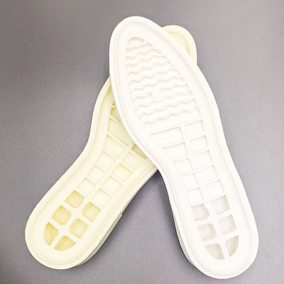 60 65 Thermoplastische Polyurethan-Schaumpellets Polyesterharz