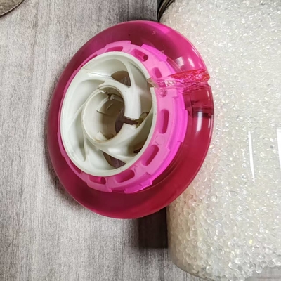 Leitfähiges TPU-Material kann mit einstellbarer Farbe sowie guter Festigkeit und Zähigkeit angepasst werden.