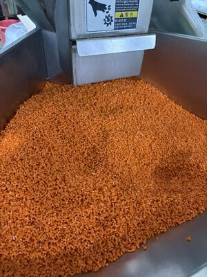 Orange farblich abgestimmtes TPU, farbstabiles, prozessfreundliches thermoplastisches Polyurethan für Sportartikel, Handyhüllen