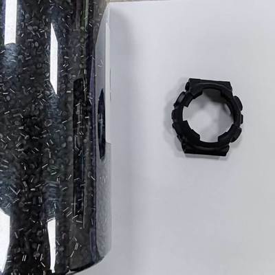 Flammschutz-modifizierte TPU-Partikel können in Farbe angepasst werden